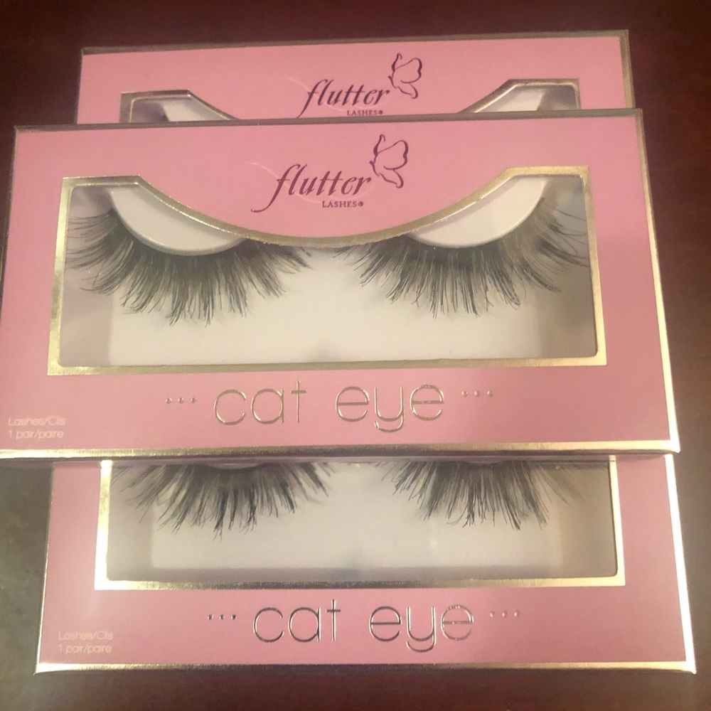 Flutter Lashes in style Cat Eye